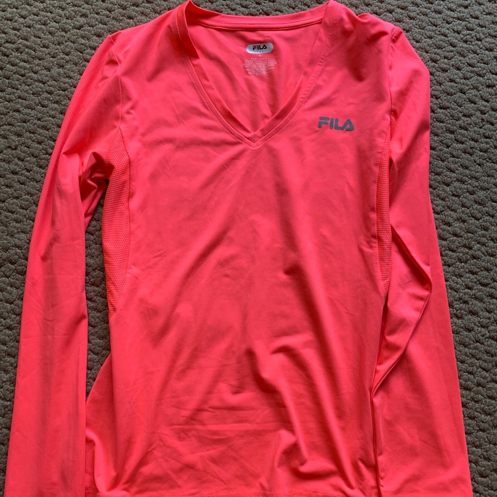Women’s Fila long sleeve V neck